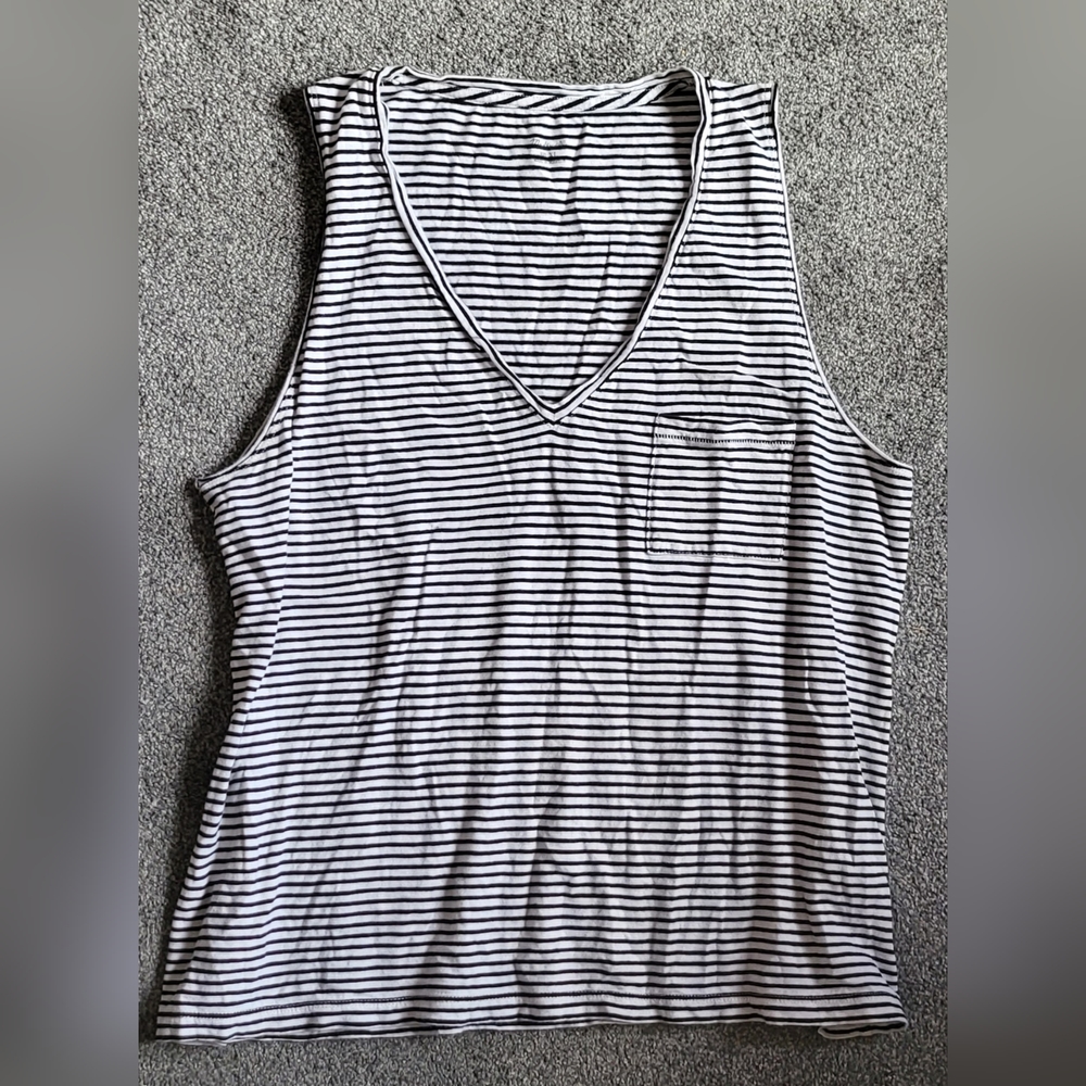 V-Neck Pocket Tank